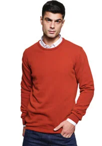 Muški džemper od vune sa okruglim izrezom