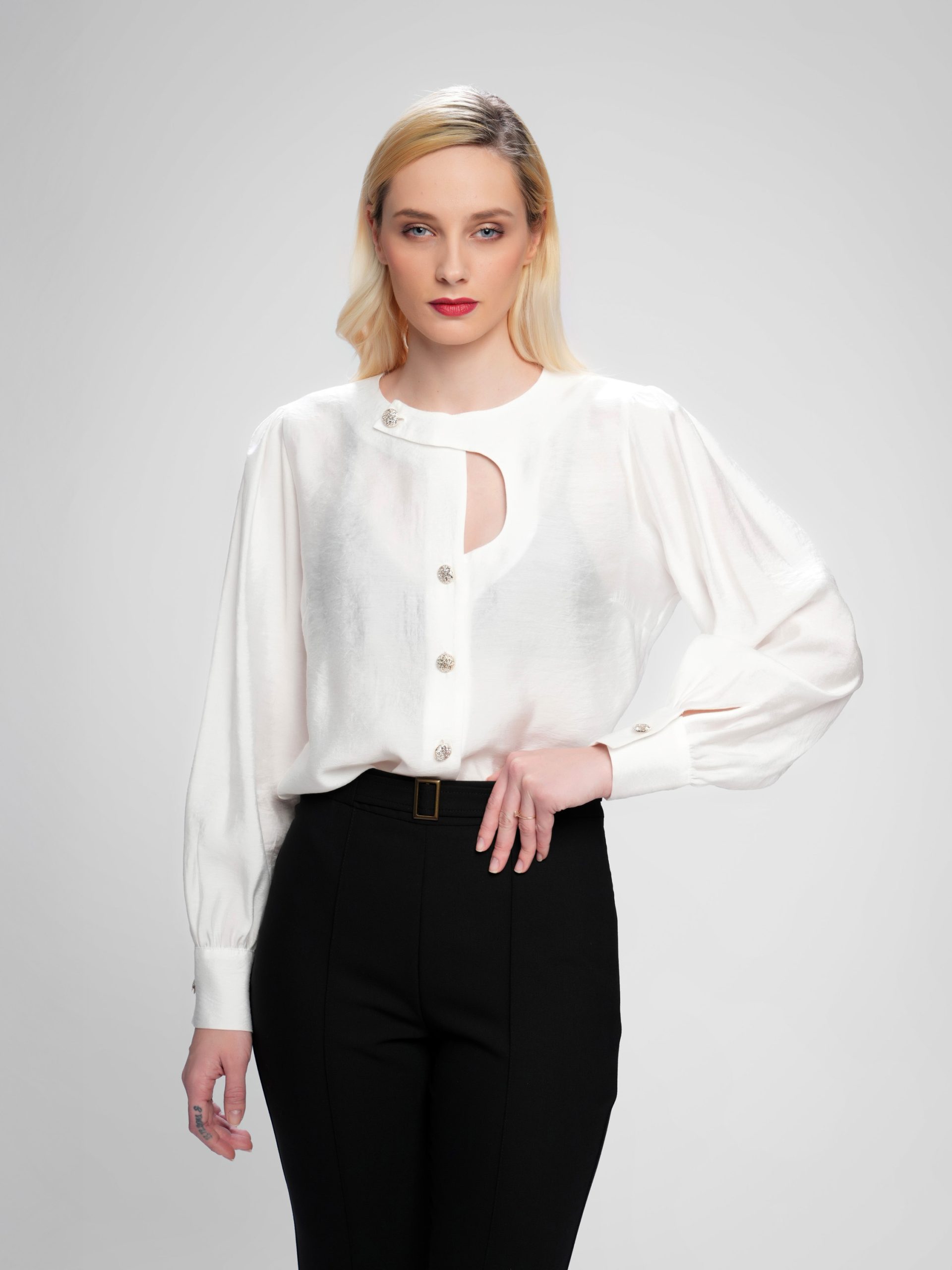 Ženska bluza od viskoze