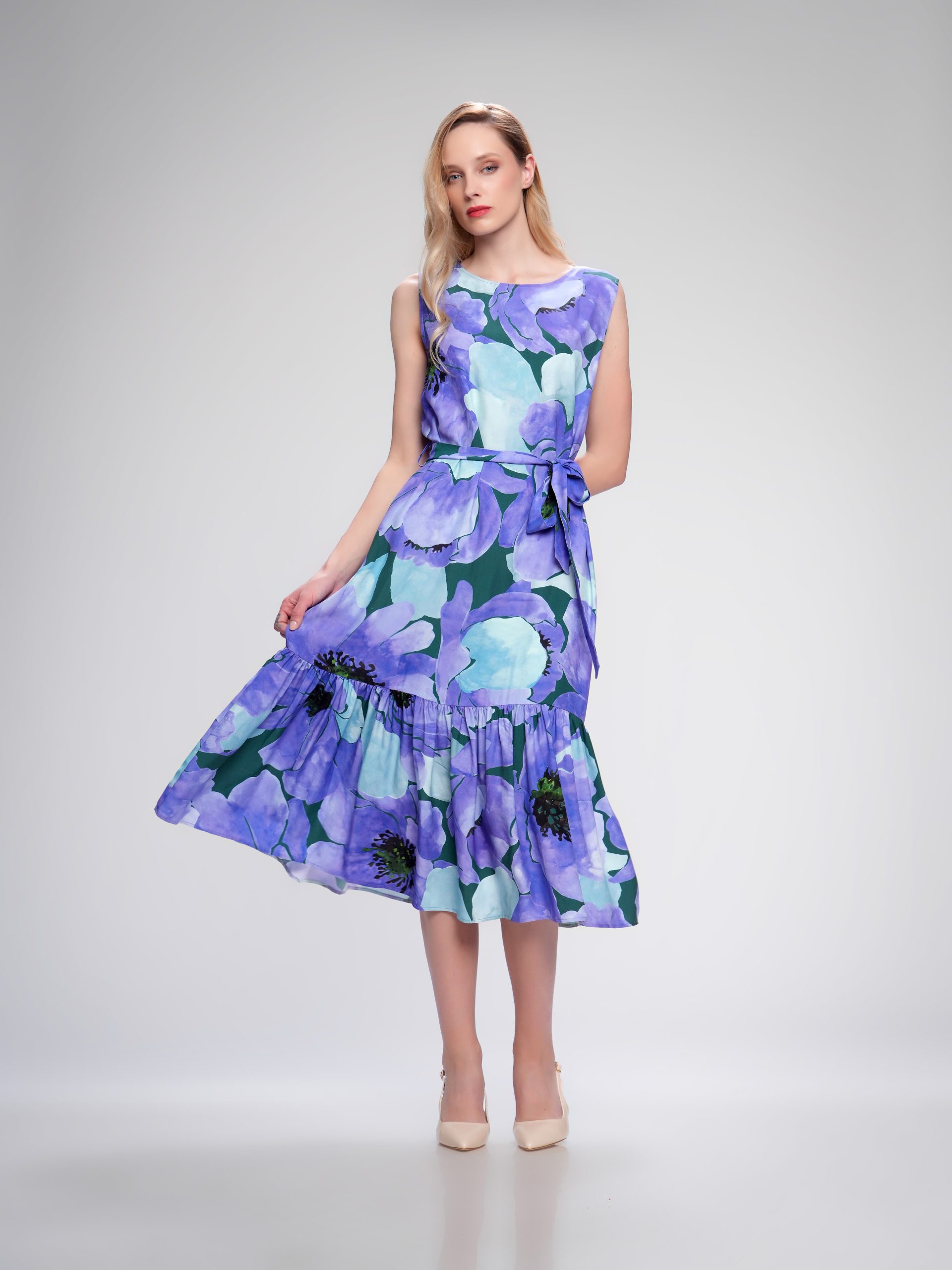 Haljina od viskoze sa krupnim cvetovima ljubičasta