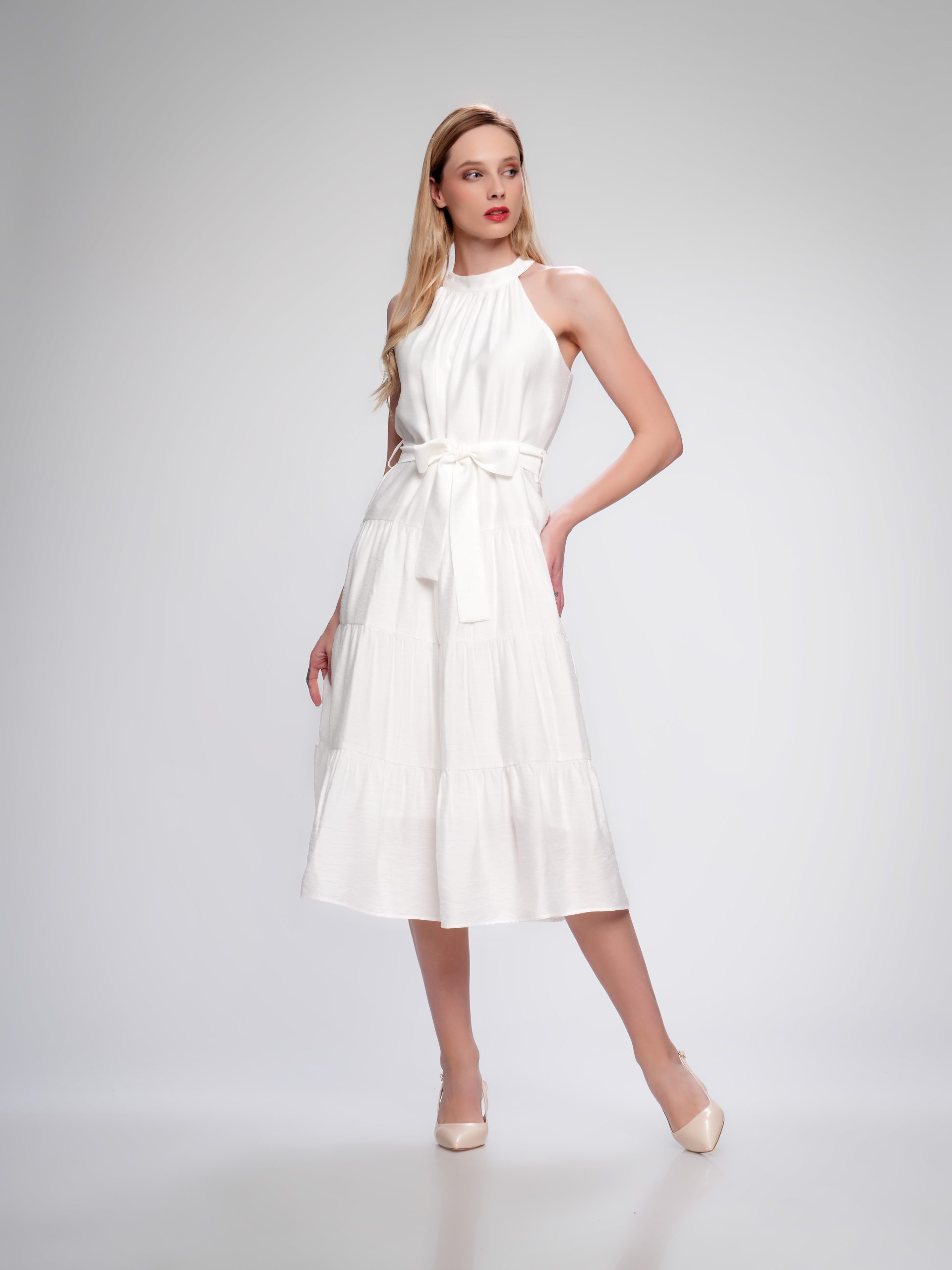 Bela haljina od viskoze