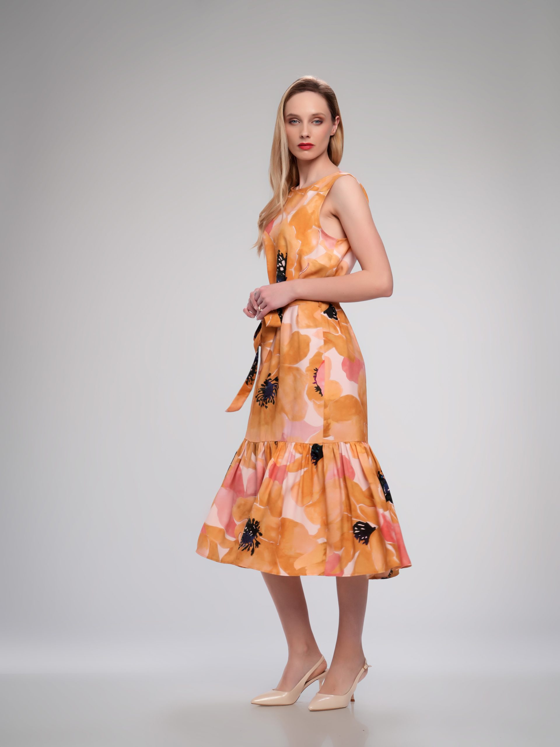 Haljina od viskoze sa krupnim cvetovima žuta